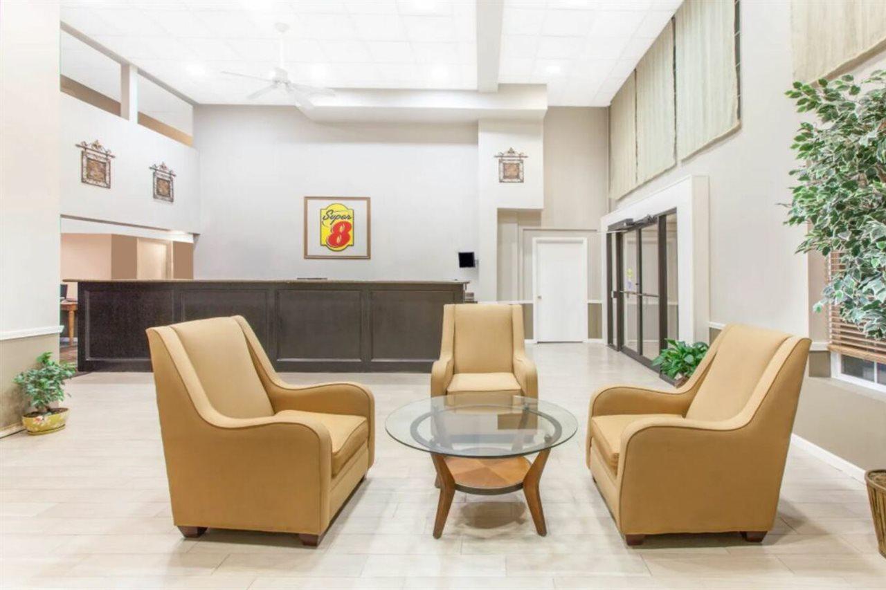 Super 8 By Wyndham Oklahoma City Eksteriør bilde