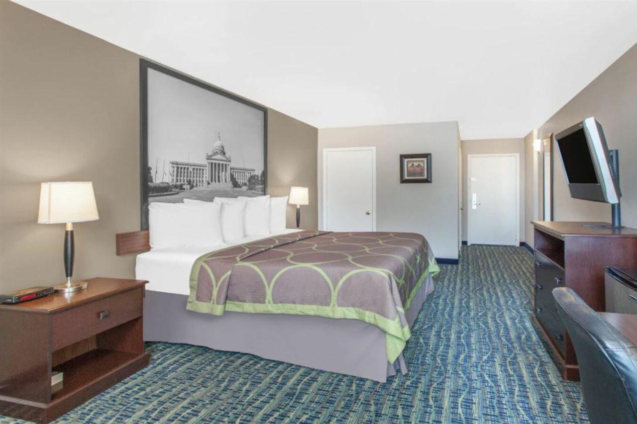 Super 8 By Wyndham Oklahoma City Eksteriør bilde
