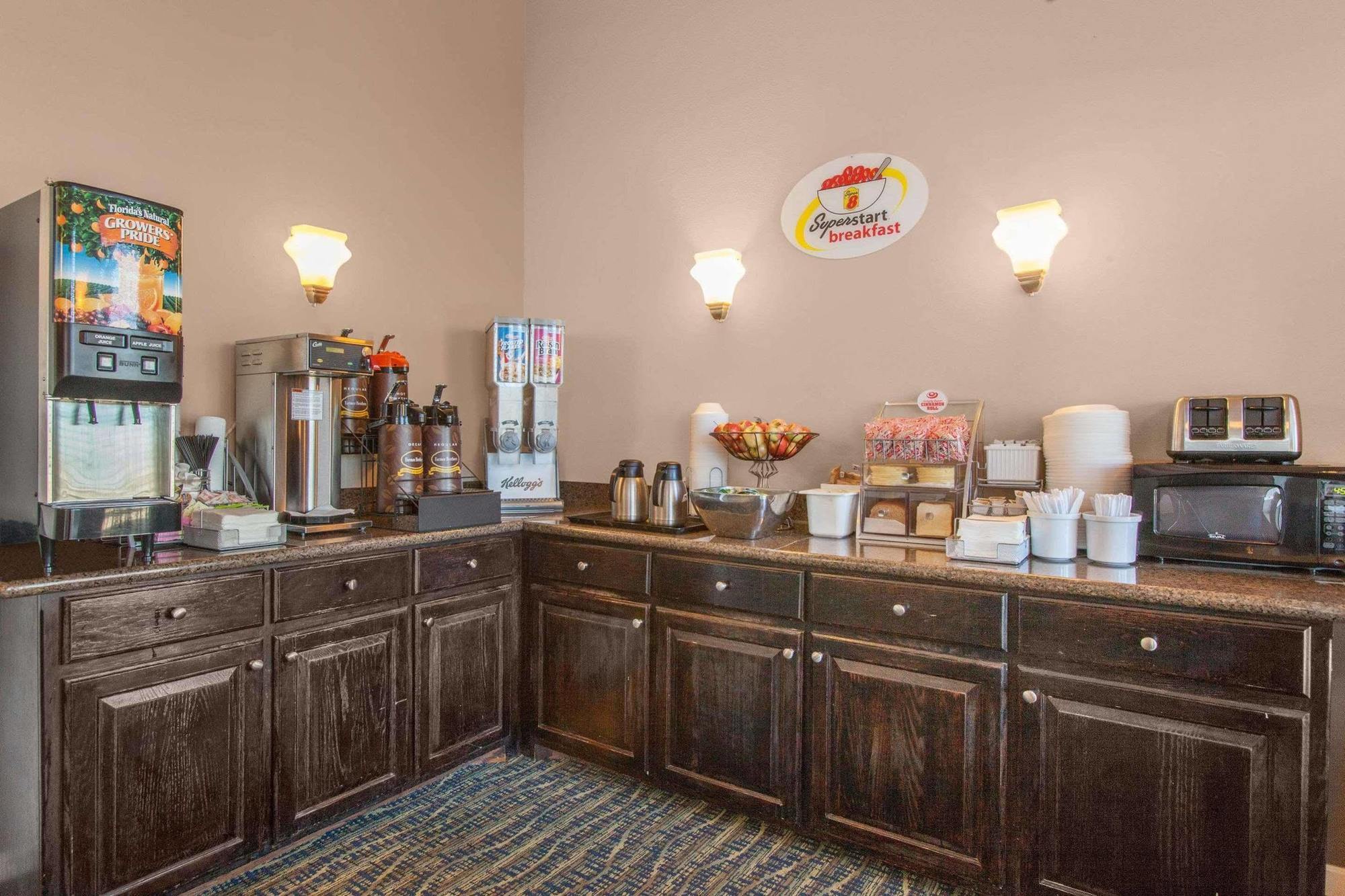 Super 8 By Wyndham Oklahoma City Eksteriør bilde