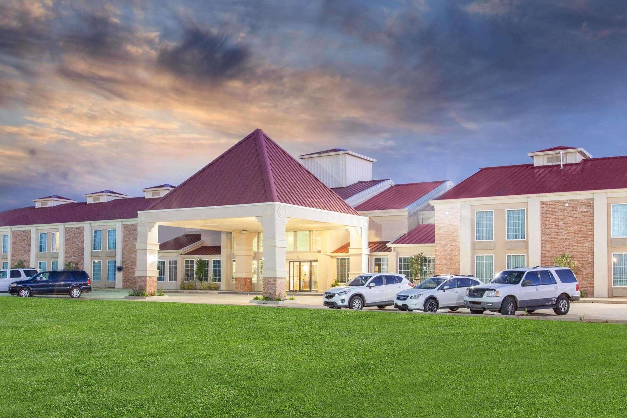 Super 8 By Wyndham Oklahoma City Eksteriør bilde